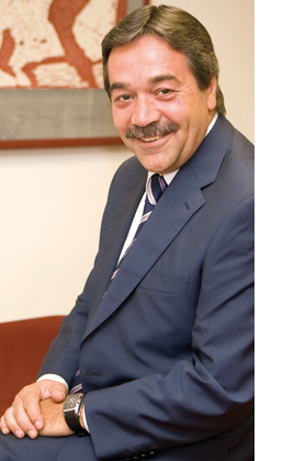 CETM seguros Ramón Menéndez director general de CETM Seguros