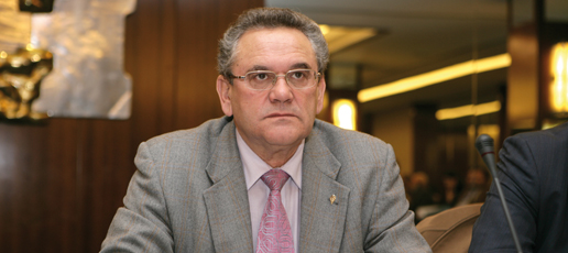 Ovidio de la Roza, presidente de Conetrans y del Comité Nacional de Transporte por Carretera