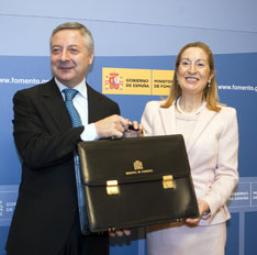 José Blanco y Ana Pastor cambio de carteras de Fomento José Blanco y Ana Pastor cambio de carteras de Fomento