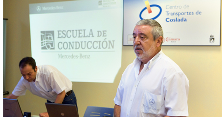 formadores que impartan los cursos de cualificación inicial y formación continua de los conductores de determinados vehículos destinados al transporte por carretera