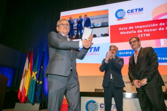 La CETM reconoce a Ovidio de la Roza con la Medalla de Honor