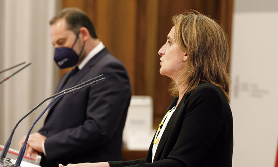 José Luis Ábalos, ministro de Transporte, y Teresa Ribera, ministra de Transición Ecológica José Luis Ábalos, ministro de Transporte, y Teresa Ribera, ministra de Transición Ecológica