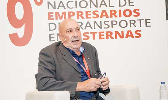 Txetxu Calleja, especialista en vehículos industriales Txetxu Calleja, especialista en vehículos industriales