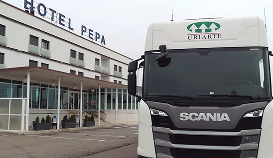 Camión Transportes Uriarte durante coronavirus Camión Transportes Uriarte durante coronavirus