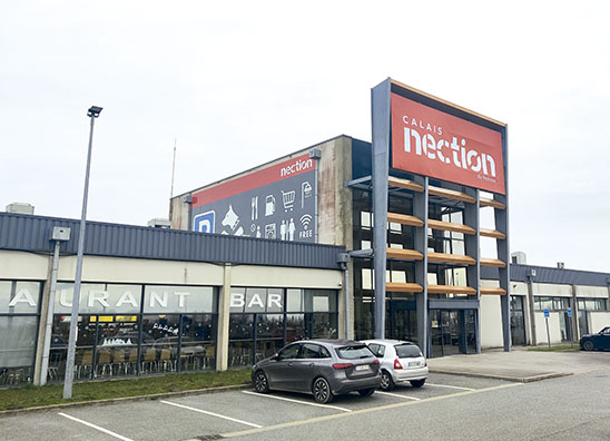 Dossier áreas de estacionamiento seguro y protegido Instalaciones de Padrosa en Calais