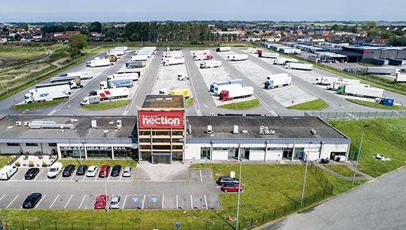 Truck parking Calais 24