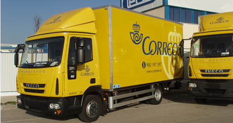 IVECO España suministra cinco camiones para las delegaciones de Correos en Madrid y Oviedo