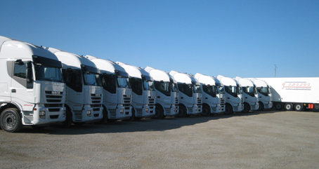 Audillisa entrega 10 tractoras Ecostralis a Juan Francisco Aranda, S.L. Audillisa entrega 10 tractoras Ecostralis a Juan Francisco Aranda, S.L.