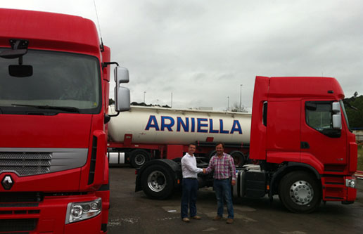 Renault Premium Ruta para transportes Arniella