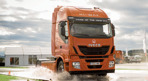 Deslizamiento y cambio de trayectoria Deslizamiento y cambio de trayectoria