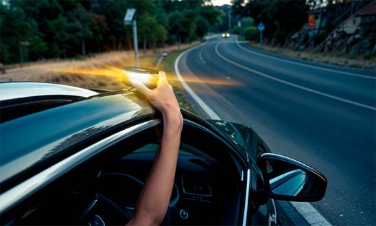 CETM pide a la DGT un periodo transitorio antes de sancionar por la falta de la baliza V16