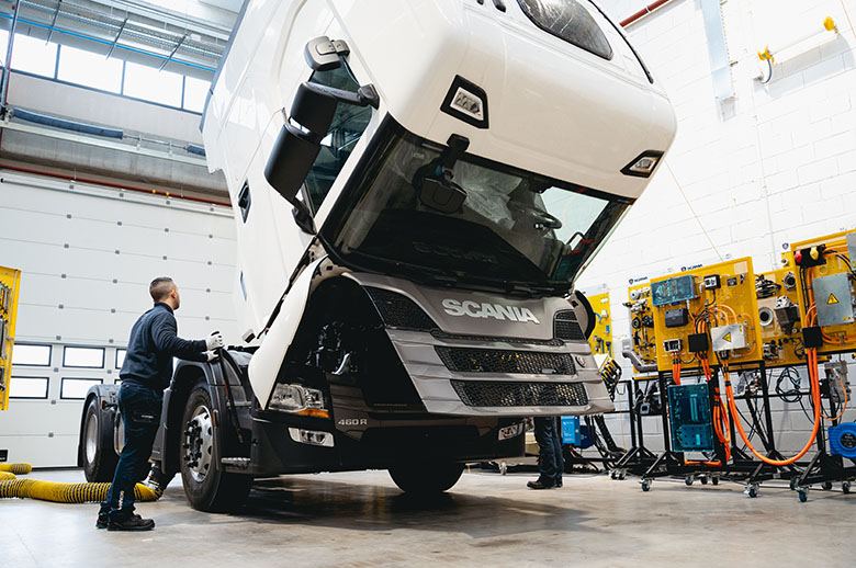 Scania refuerza la seguridad y el mantenimiento de neumáticos en su red de talleres