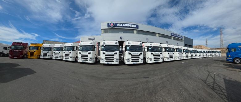 Transportes EuroPérez refuerza su flota con 20 nuevas tractoras de Scania