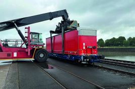 Primer servicio de autopista ferroviaria Medex de Transfesa