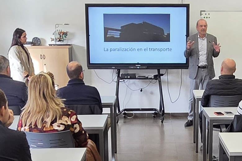 FROET asesora a los transportistas sobre la paralización del transporte