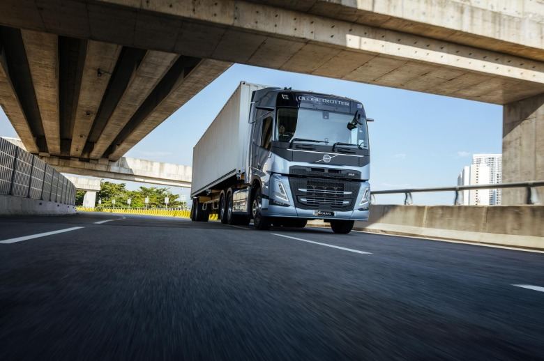Plataforma de motor Volvo Trucks más eficiente y multienergía