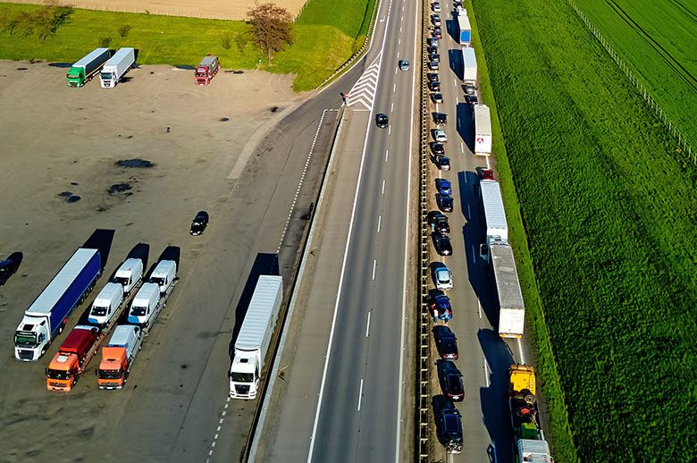 Transportes exceptúa los tiempos de conducción y descanso debido a las protestas agrícolas