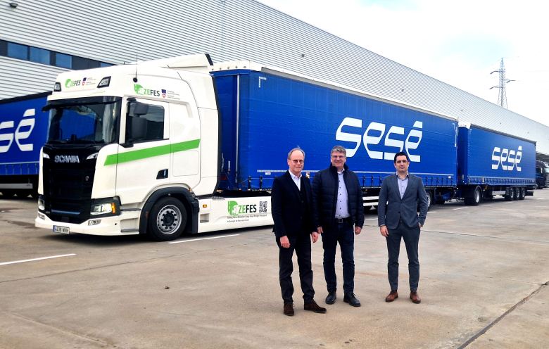 Sesé, Scania y ZEFES inician la primera prueba de  duotráiler eléctrico en España