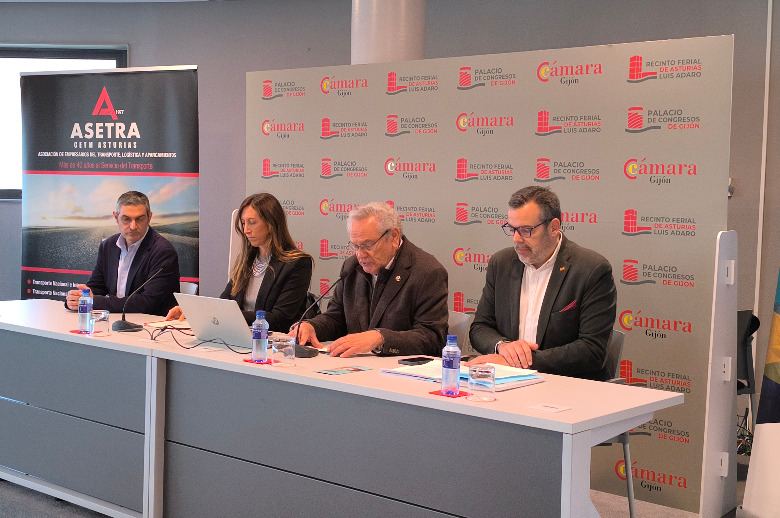 El transporte advierte del riesgo de desabastecimiento y pérdida de rentabilidad ante la implantación de las 44 toneladas