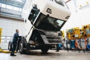 Scania refuerza la seguridad y el mantenimiento de neumáticos en su red de talleres