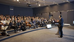 Volkswagen Group Logistics y MAN impulsan la electrificación del transporte