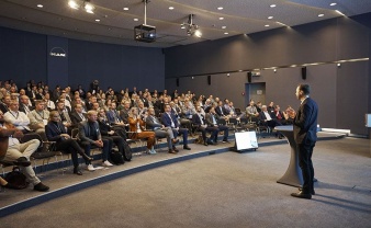 Volkswagen Group Logistics y MAN impulsan la electrificación del transporte