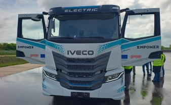 IVECO, Gruber y AIT prueban el transporte pesado cero emisiones