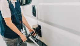 Webfleet anima a las flotas a reducir el malgasto de combustible ante el alza de costes
