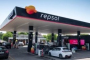 Repsol amplía hasta el 3 de mayo sus descuentos para  clientes particulares y transportistas