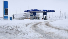 El caos invernal pone de relieve la falta de aparcamientos adecuados para camiones y conductores, según la CETM