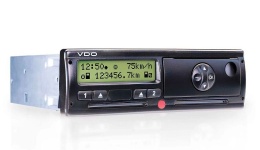 AUMOVIO celebra 20 años del tacógrafo digital: del control a la gestión de datos