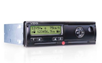 AUMOVIO celebra 20 años del tacógrafo digital: del control a la gestión de datos