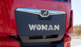 MAN lanza la sexta edición de las becas WoMAN para mujeres del transporte